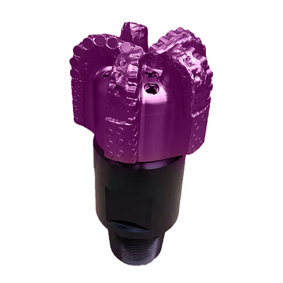 Forage minier PDC Forage de champs pétrolifères Outil de forage à 5 lames Coupeurs PDC Forage de diamant